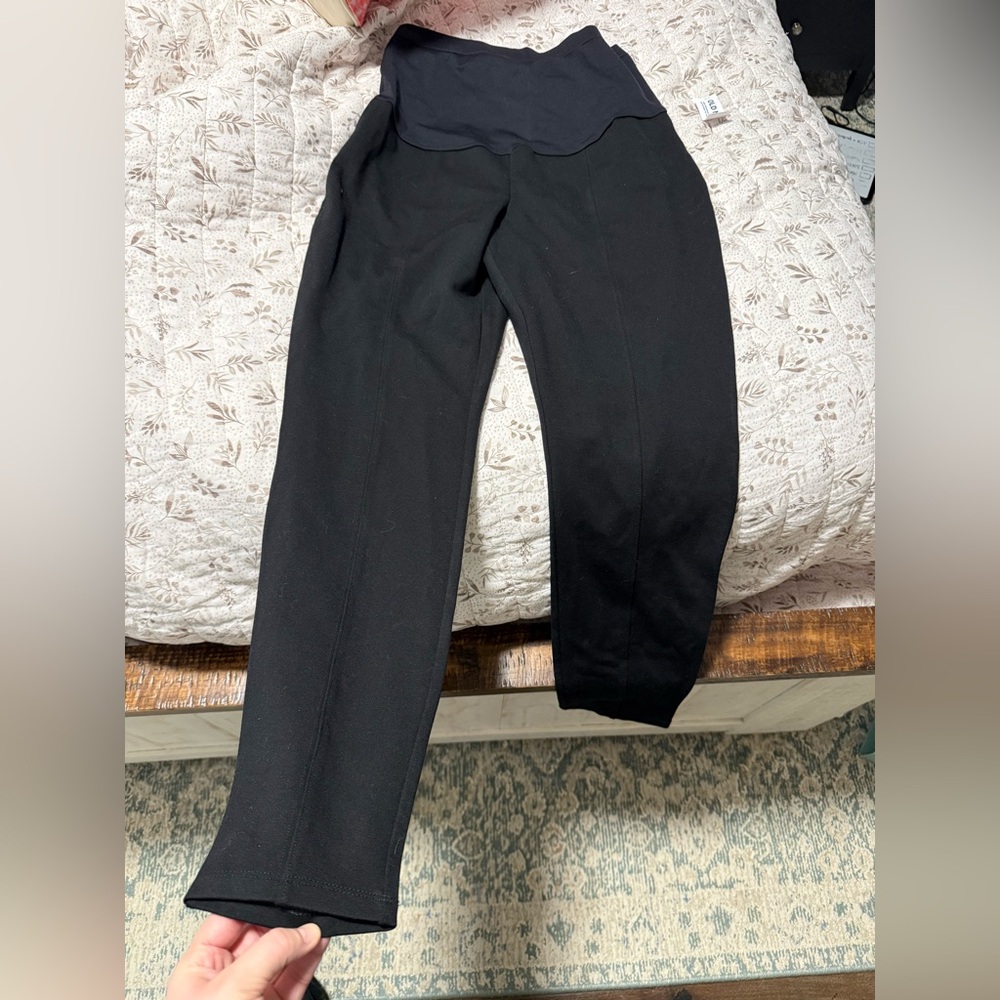 Old Navy Black maternity pants